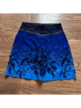 vintage no boundaries surf style y2k board shorts